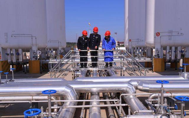 12 月 9 日国家石油天然气管网集团正式挂牌,.